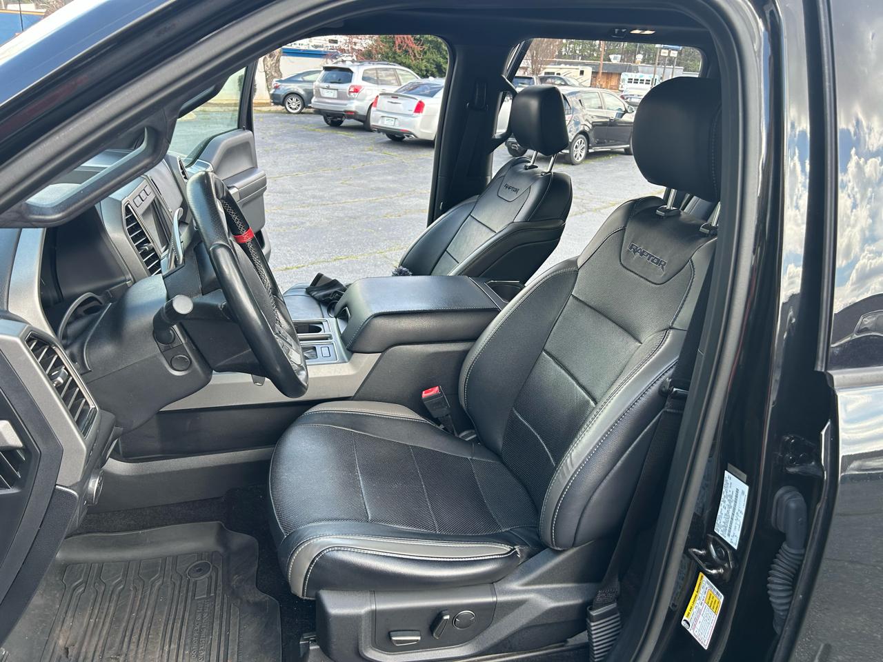 Ford F-150 Raptor SuperCrew 4WD 2018