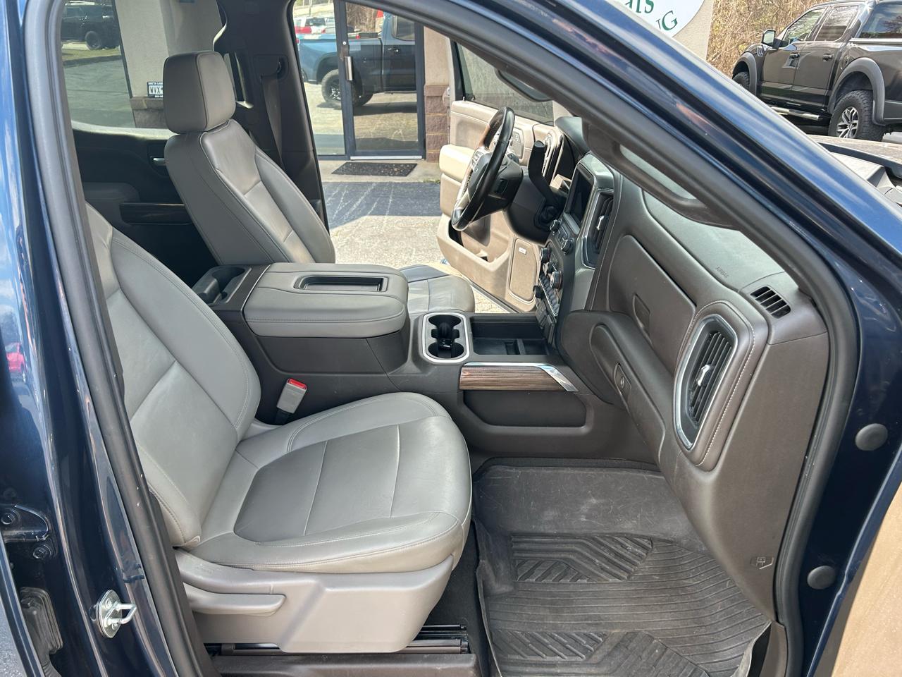 Chevrolet Silverado 1500 LT Trail Boss Crew Cab 4WD 2021