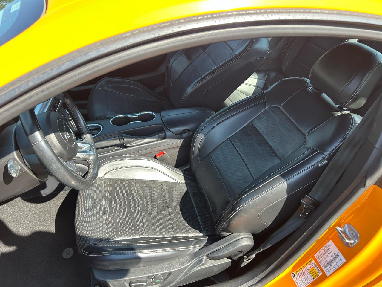 Ford Mustang EcoBoost Coupe 2019