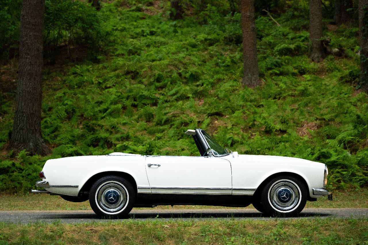 Mercedes-Benz 230SL  1965