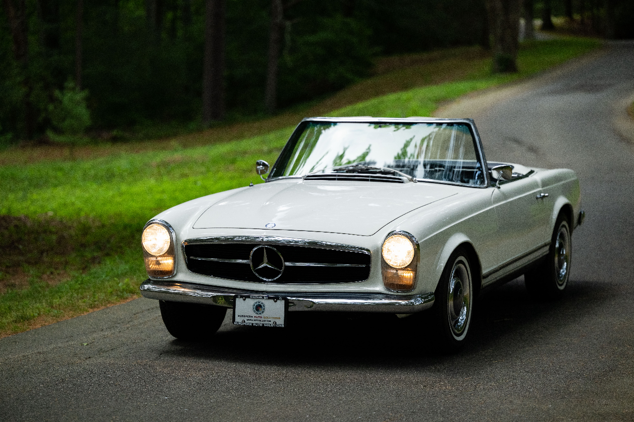 Mercedes-Benz 230SL  1965