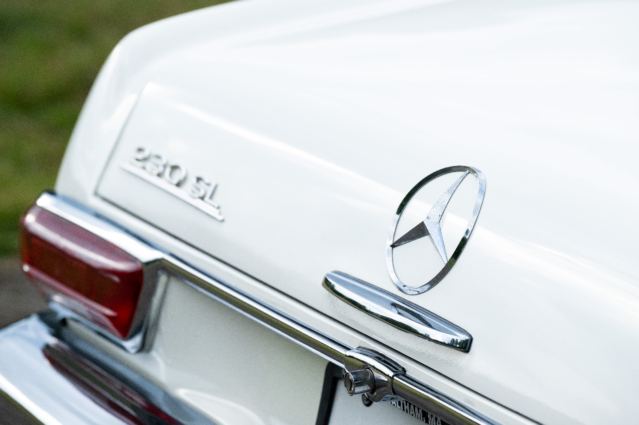Mercedes-Benz 230SL  1965