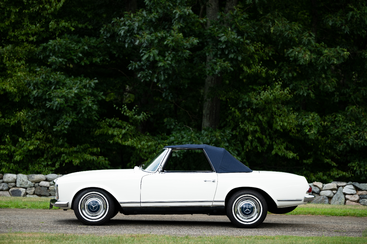 Mercedes-Benz 230SL  1965
