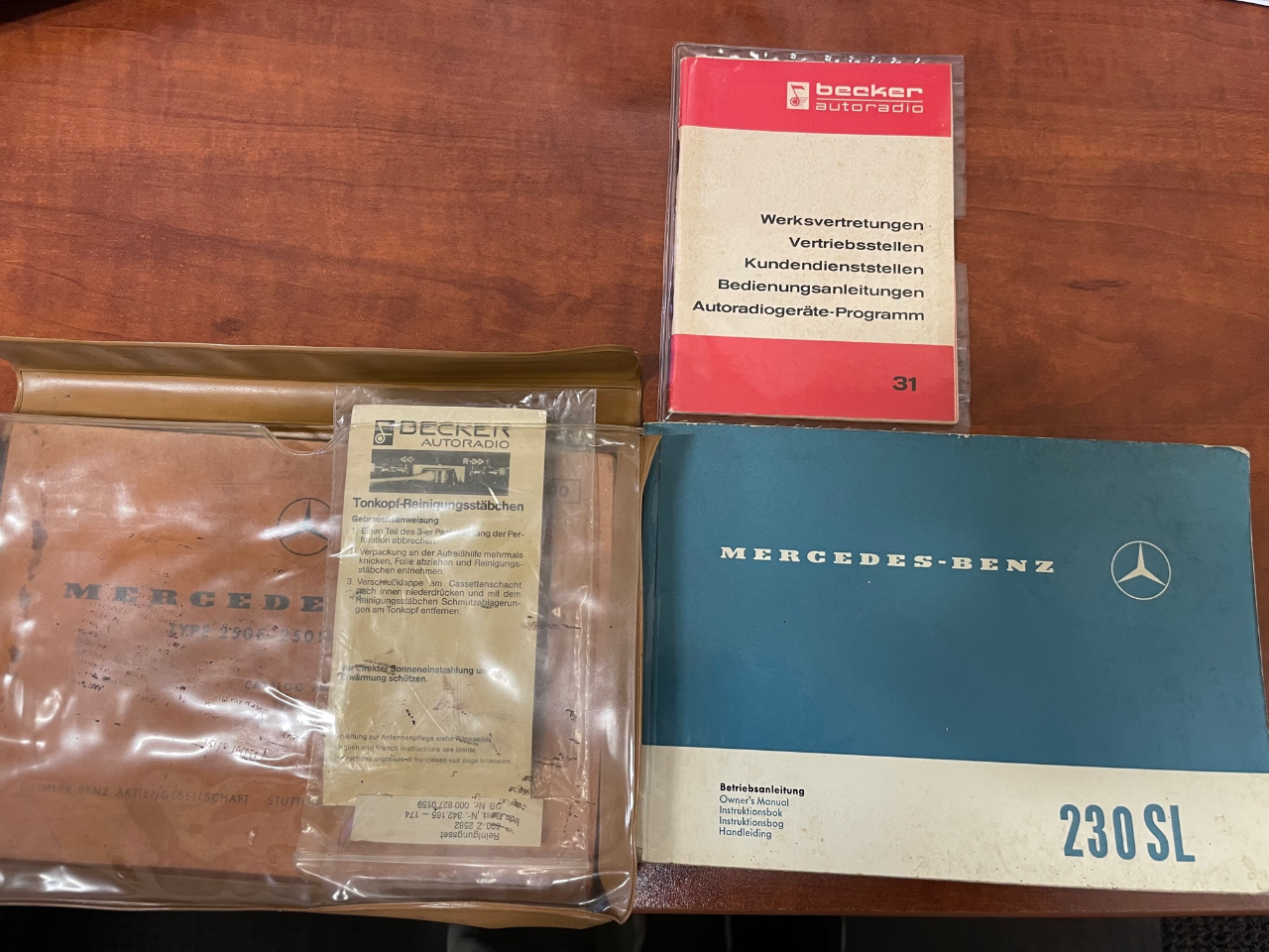 Mercedes-Benz 230SL  1965