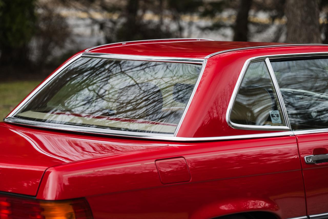 Mercedes-Benz 560 SL  1989