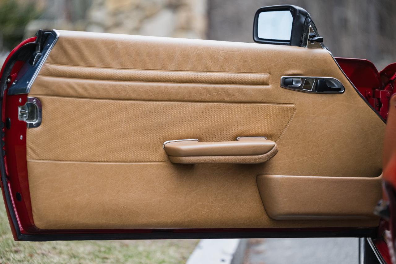 Mercedes-Benz 560 SL  1989