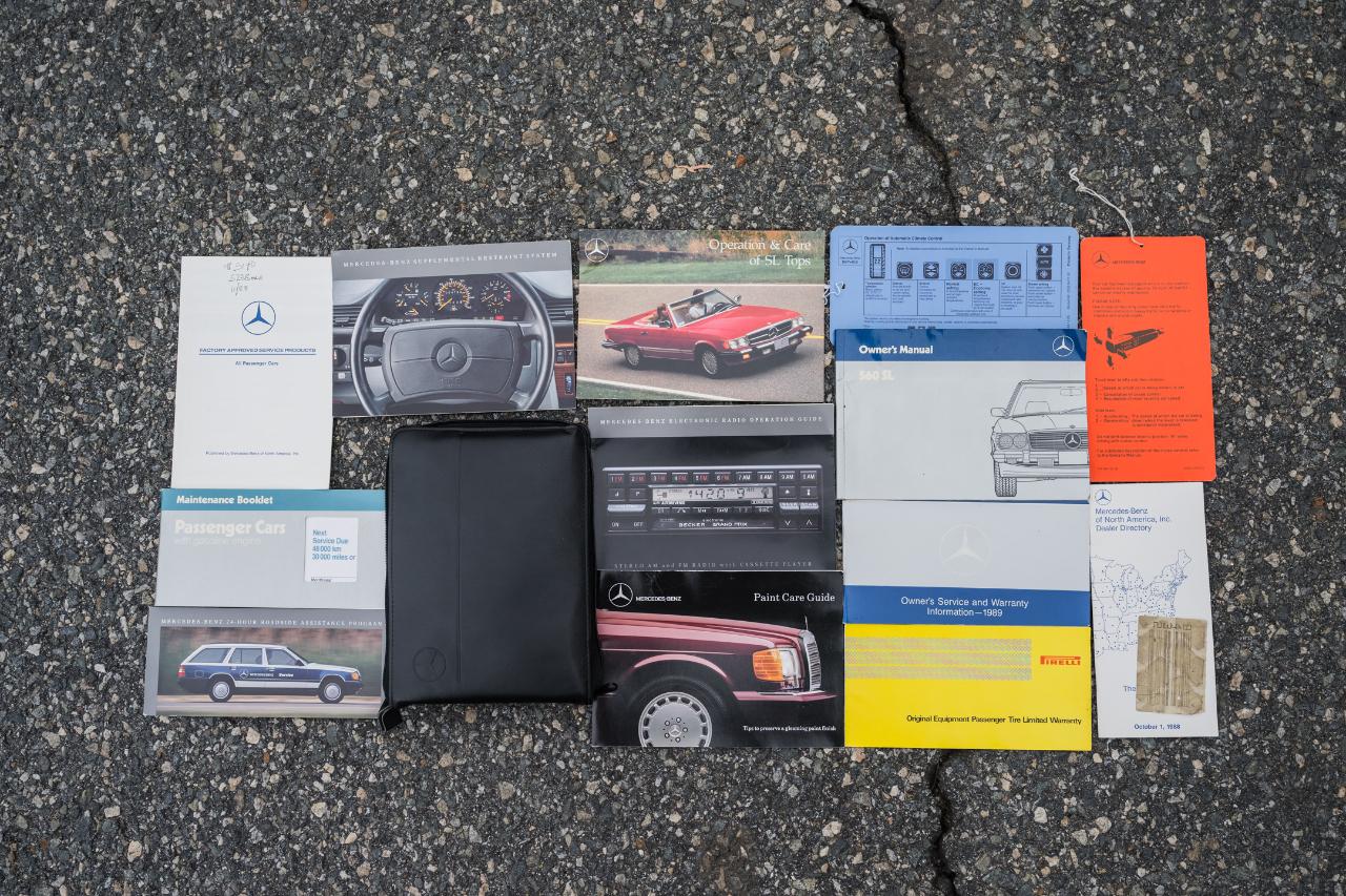Mercedes-Benz 560 SL  1989