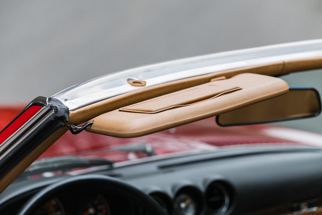 Mercedes-Benz 560 SL  1989