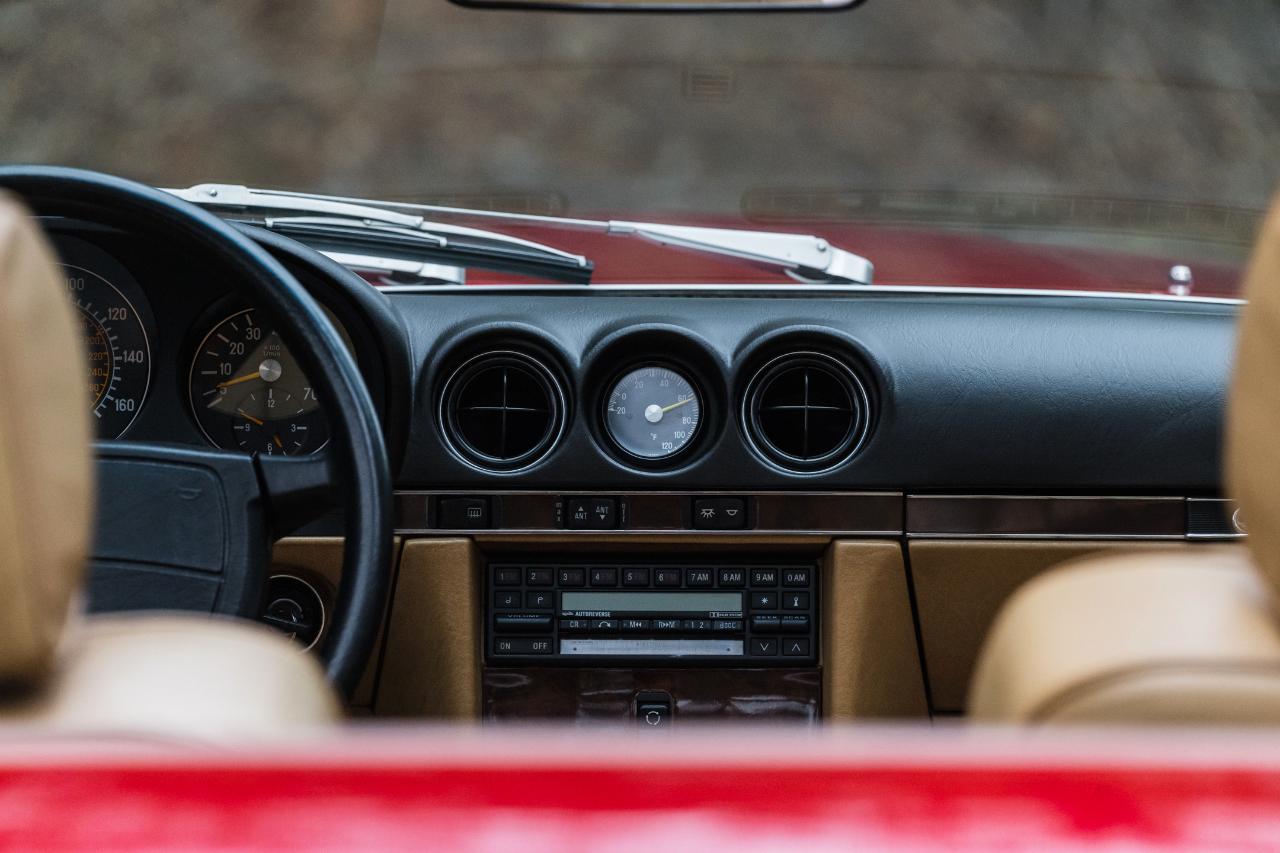 Mercedes-Benz 560 SL  1989