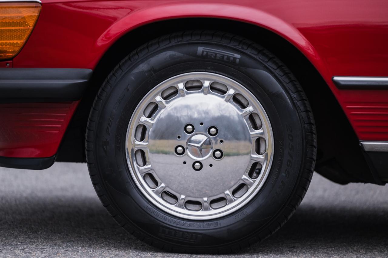 Mercedes-Benz 560 SL  1989