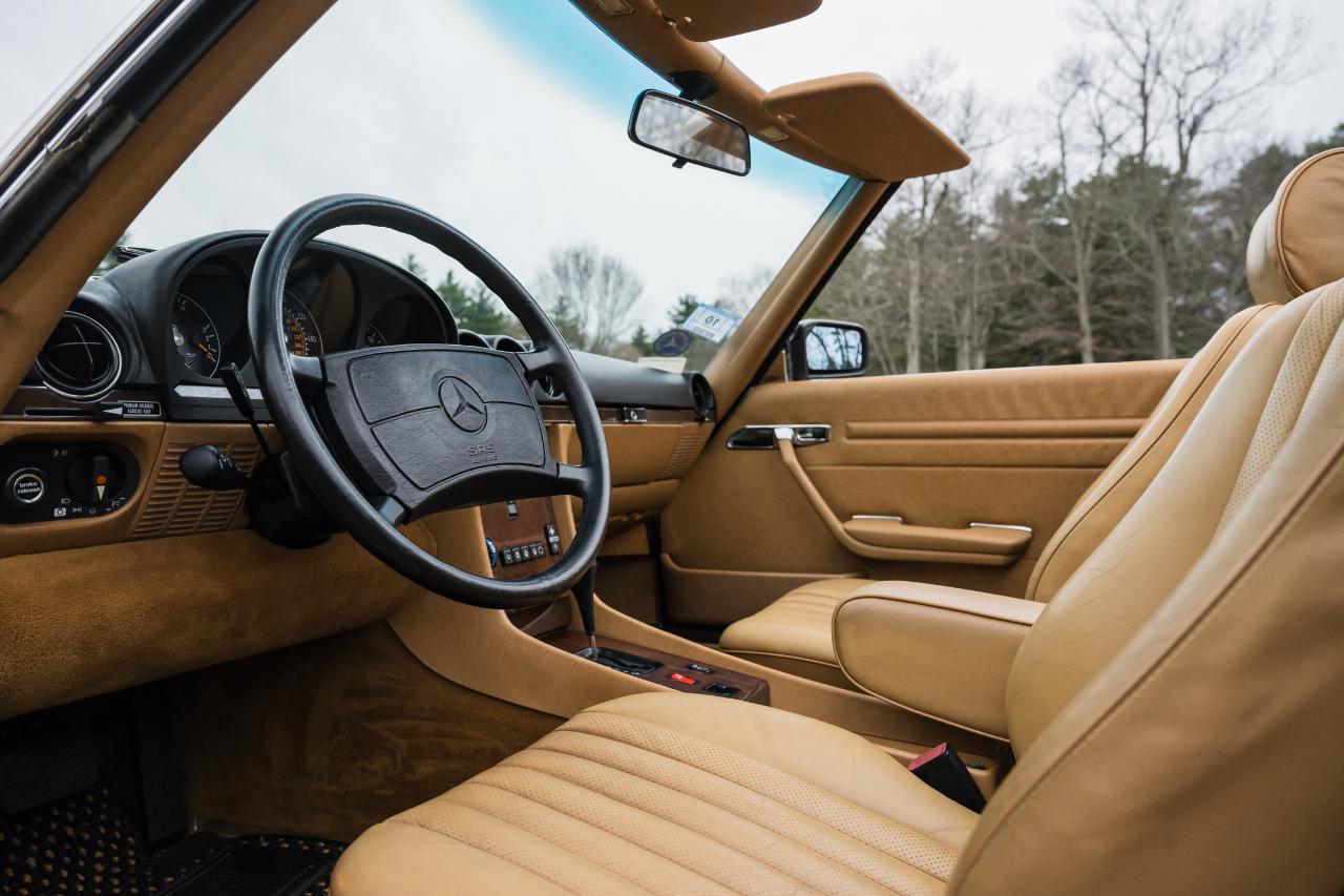 Mercedes-Benz 560 SL  1989