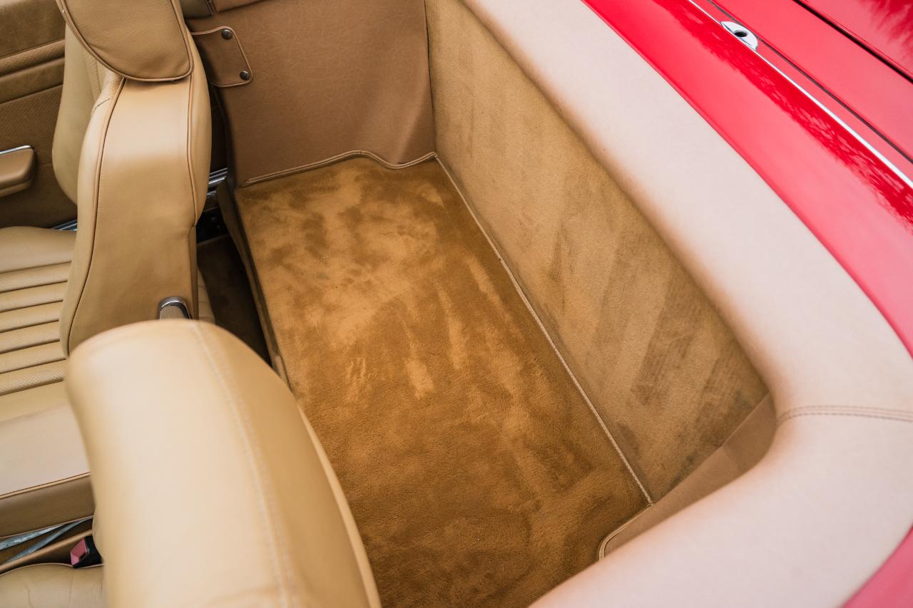 Mercedes-Benz 560 SL  1989