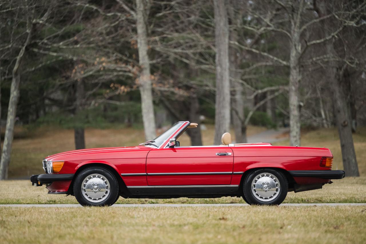Mercedes-Benz 560 SL  1989