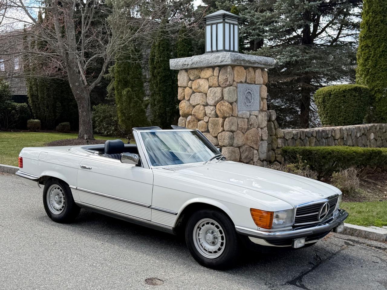 1984 Mercedes-Benz 280SL Roadster
