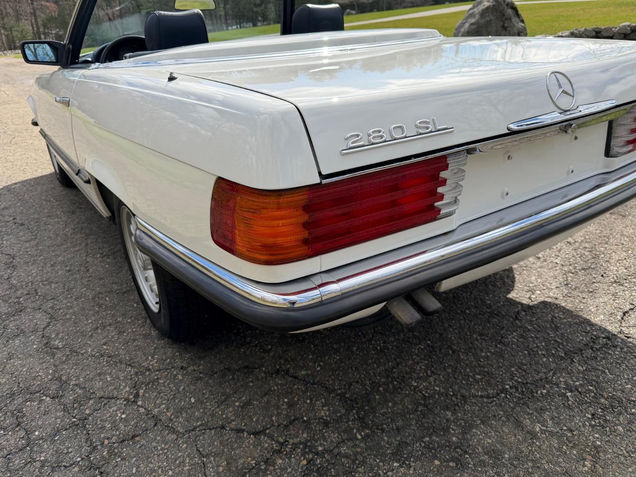 Mercedes-Benz 280SL  1984