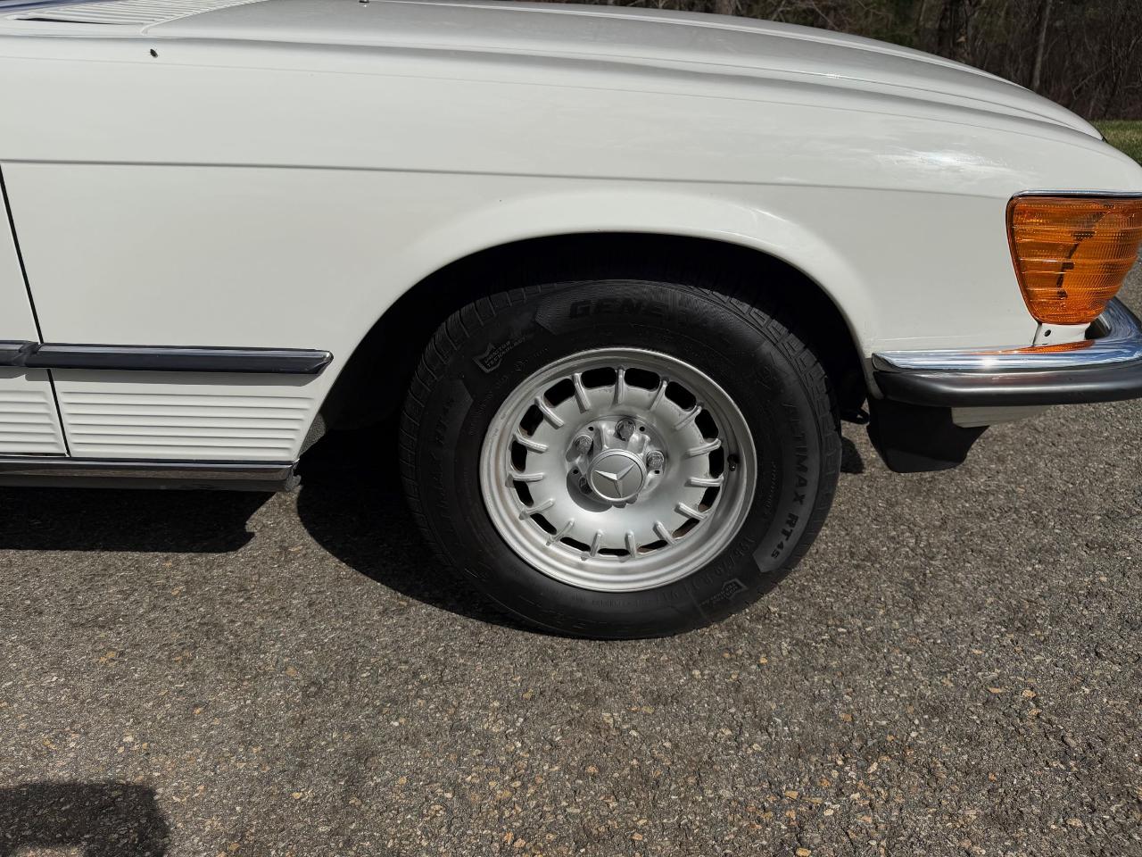 Mercedes-Benz 280SL  1984