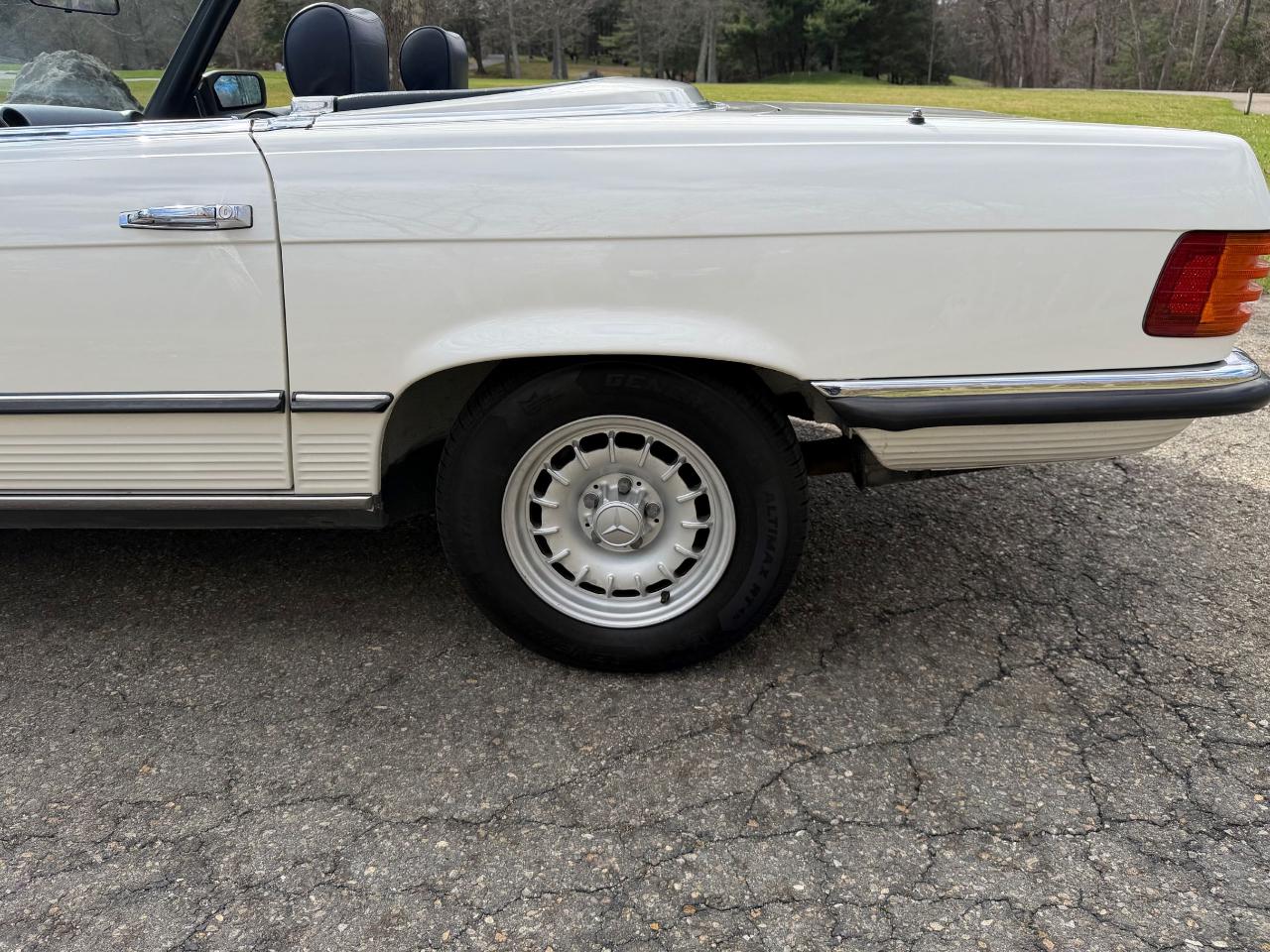 Mercedes-Benz 280SL  1984