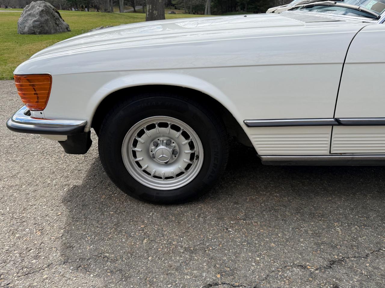 Mercedes-Benz 280SL  1984