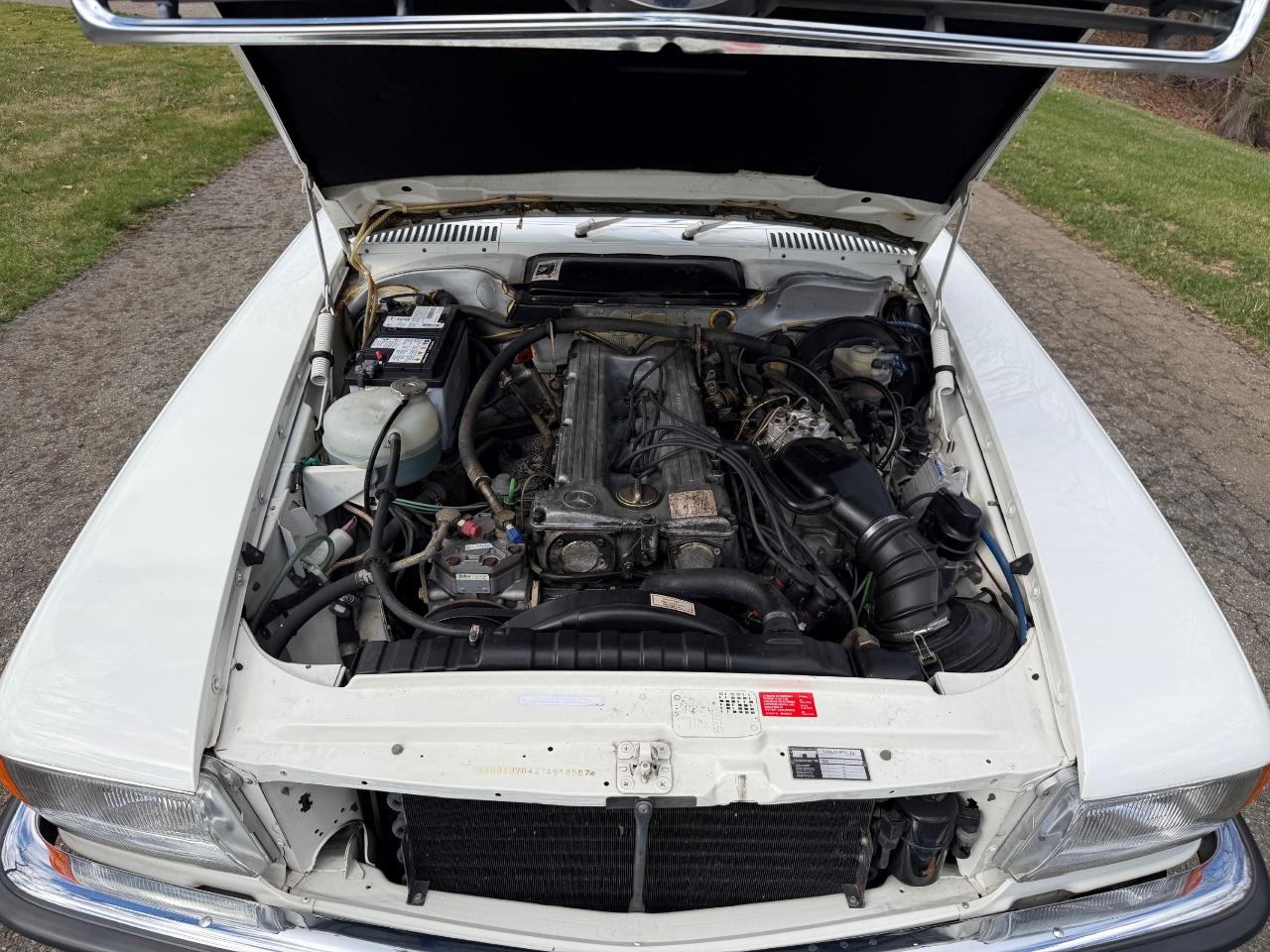 Mercedes-Benz 280SL  1984