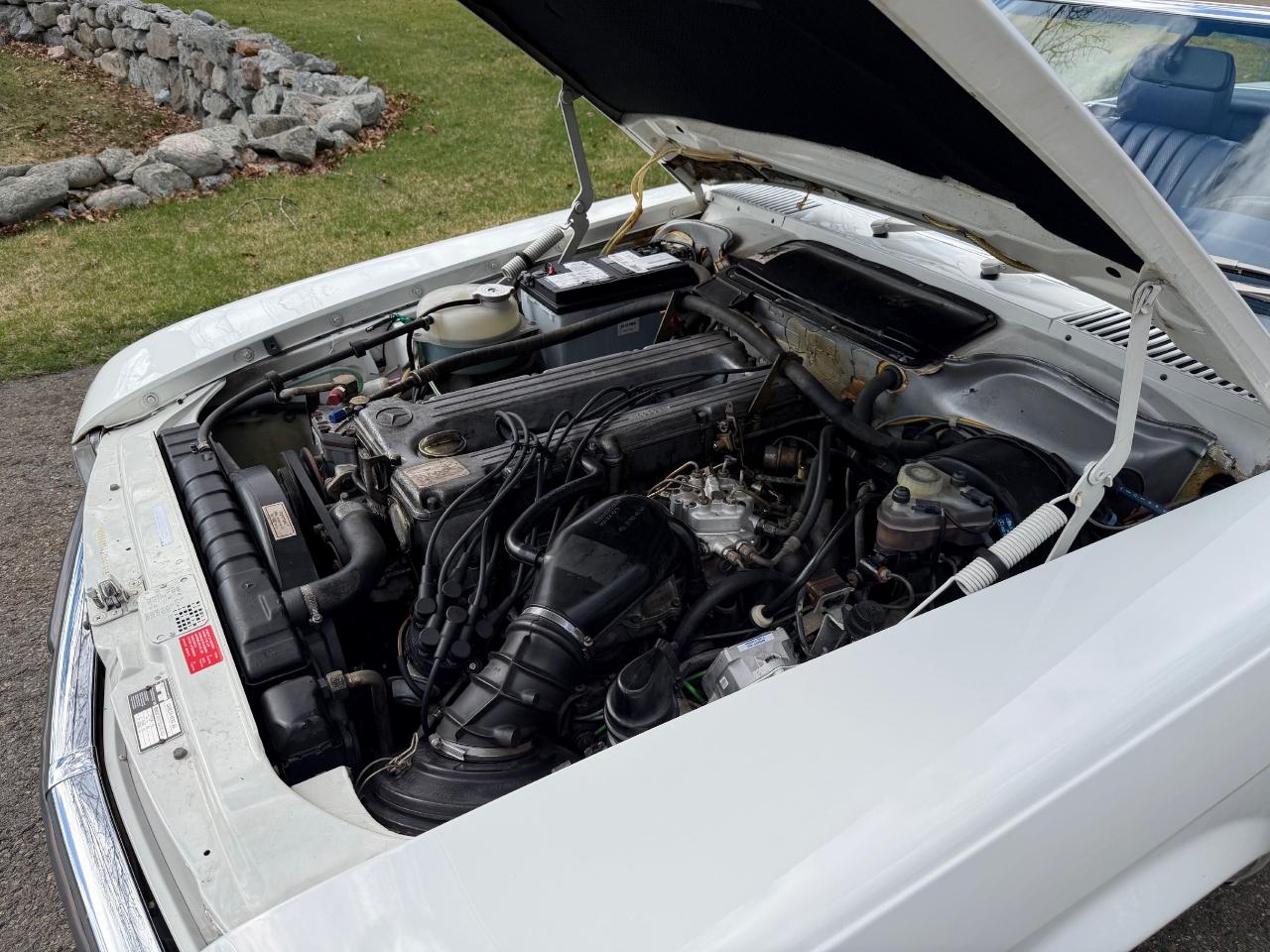 Mercedes-Benz 280SL  1984