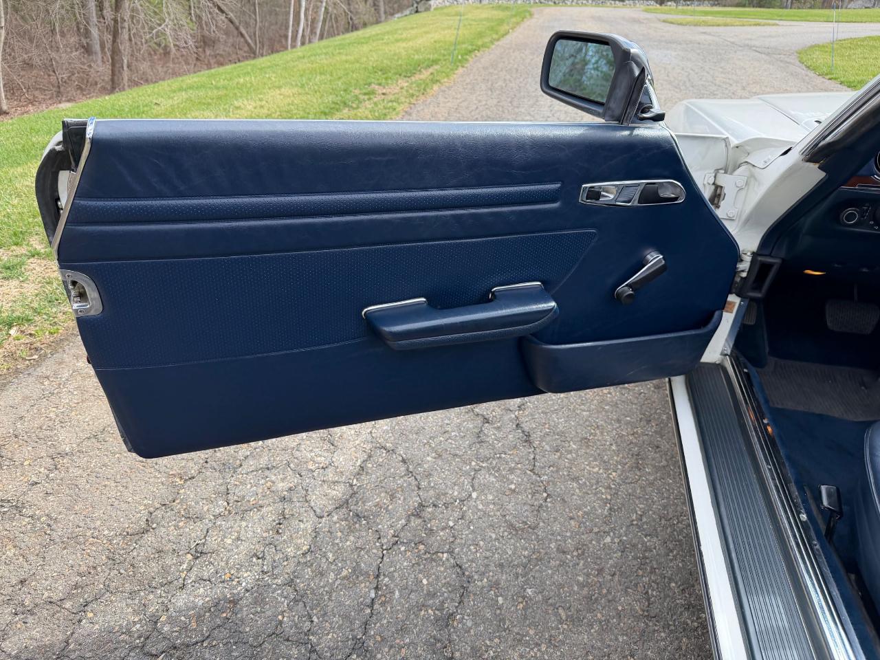 Mercedes-Benz 280SL  1984