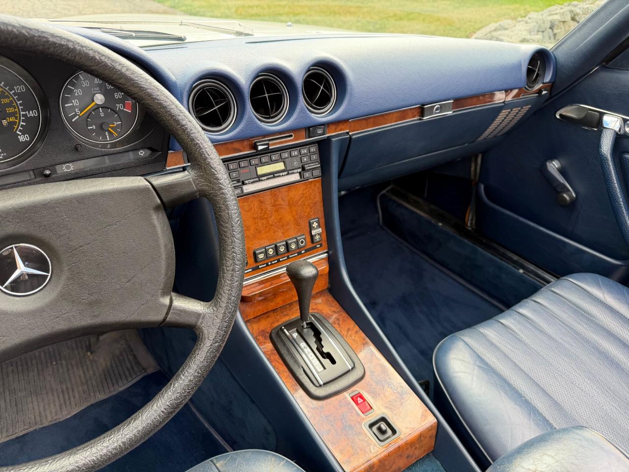 Mercedes-Benz 280SL  1984