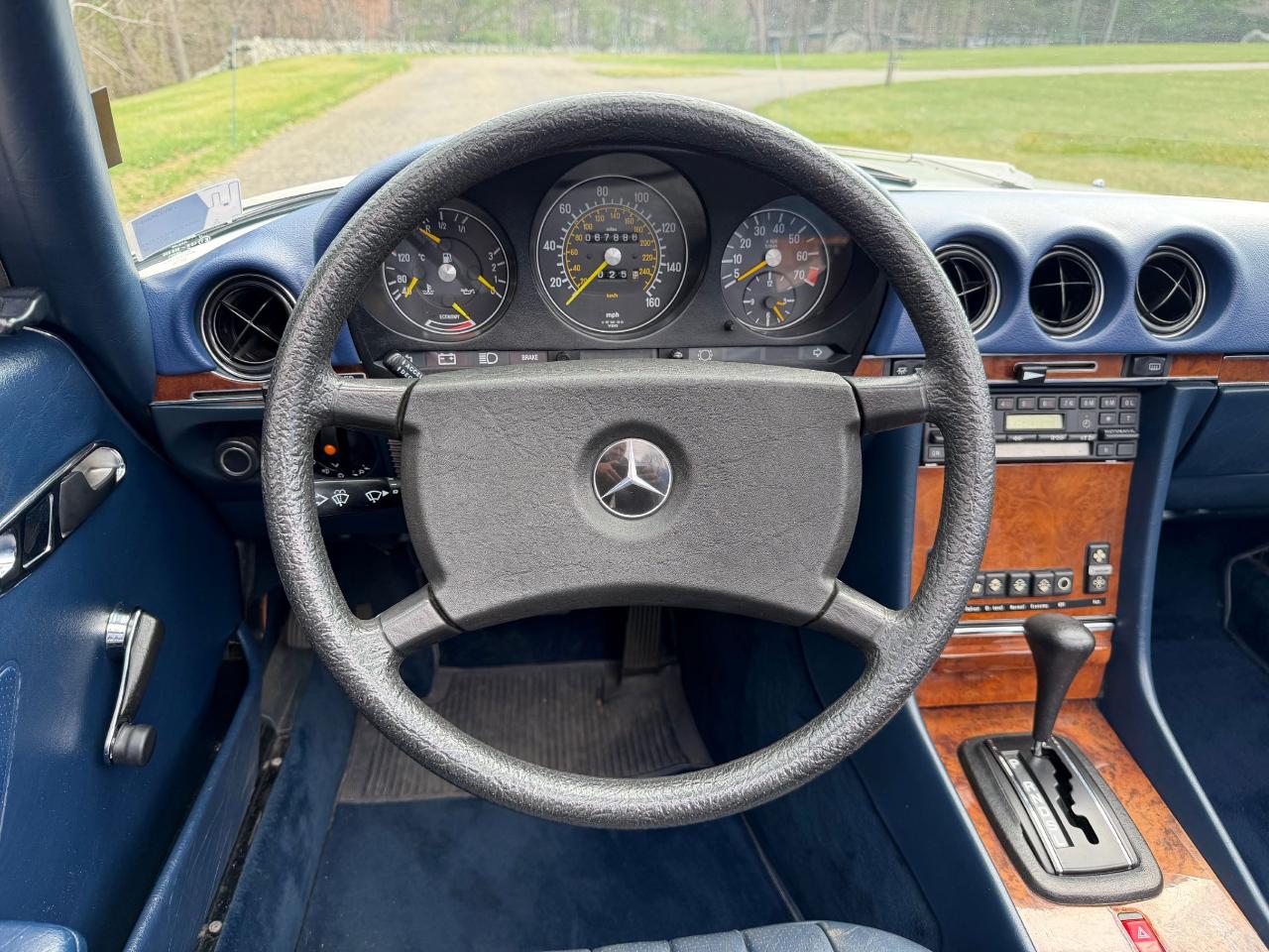 Mercedes-Benz 280SL  1984