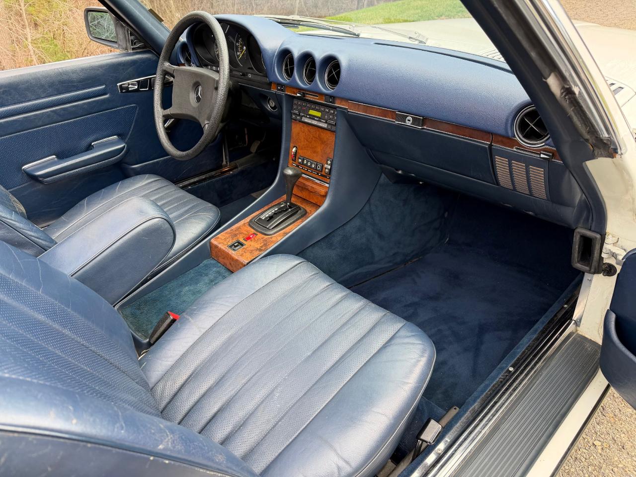 Mercedes-Benz 280SL  1984