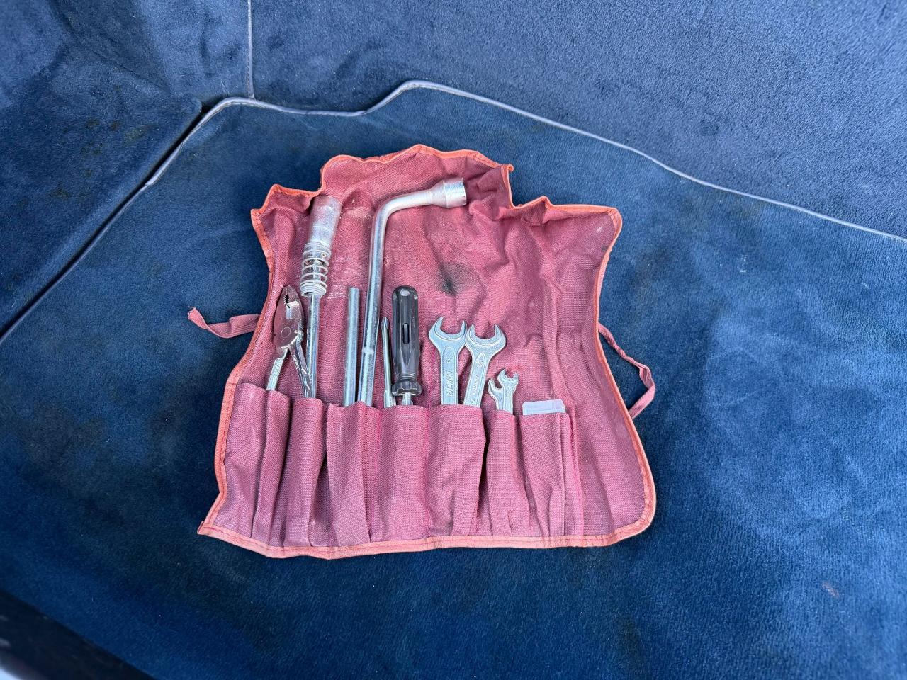 Mercedes-Benz 280SL  1984