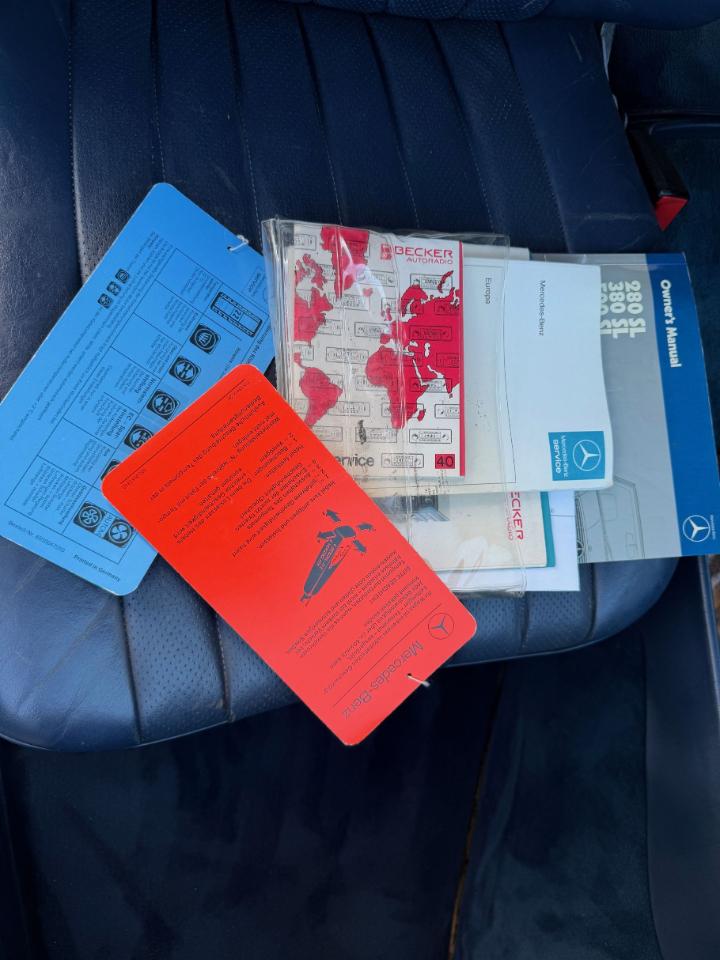 Mercedes-Benz 280SL  1984