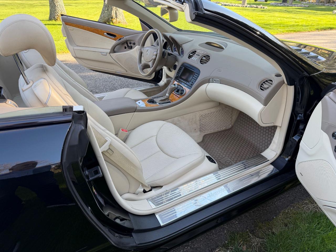 Mercedes-Benz SL Class SL550  2007