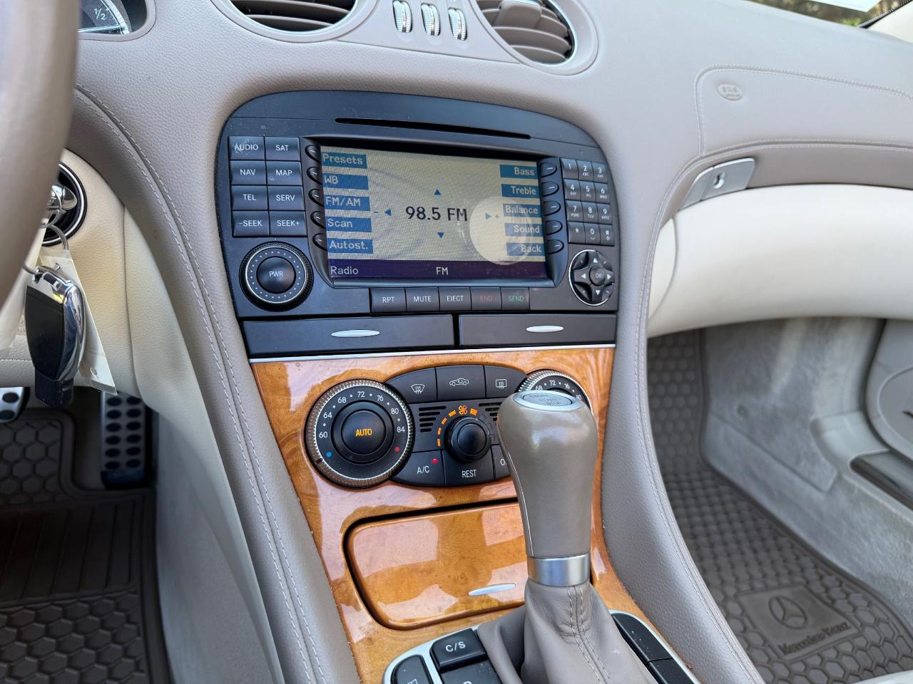 Mercedes-Benz SL Class SL550  2007