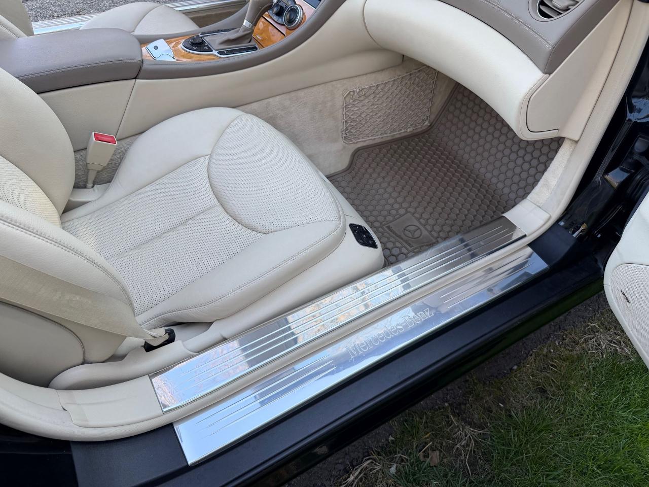 Mercedes-Benz SL Class SL550  2007