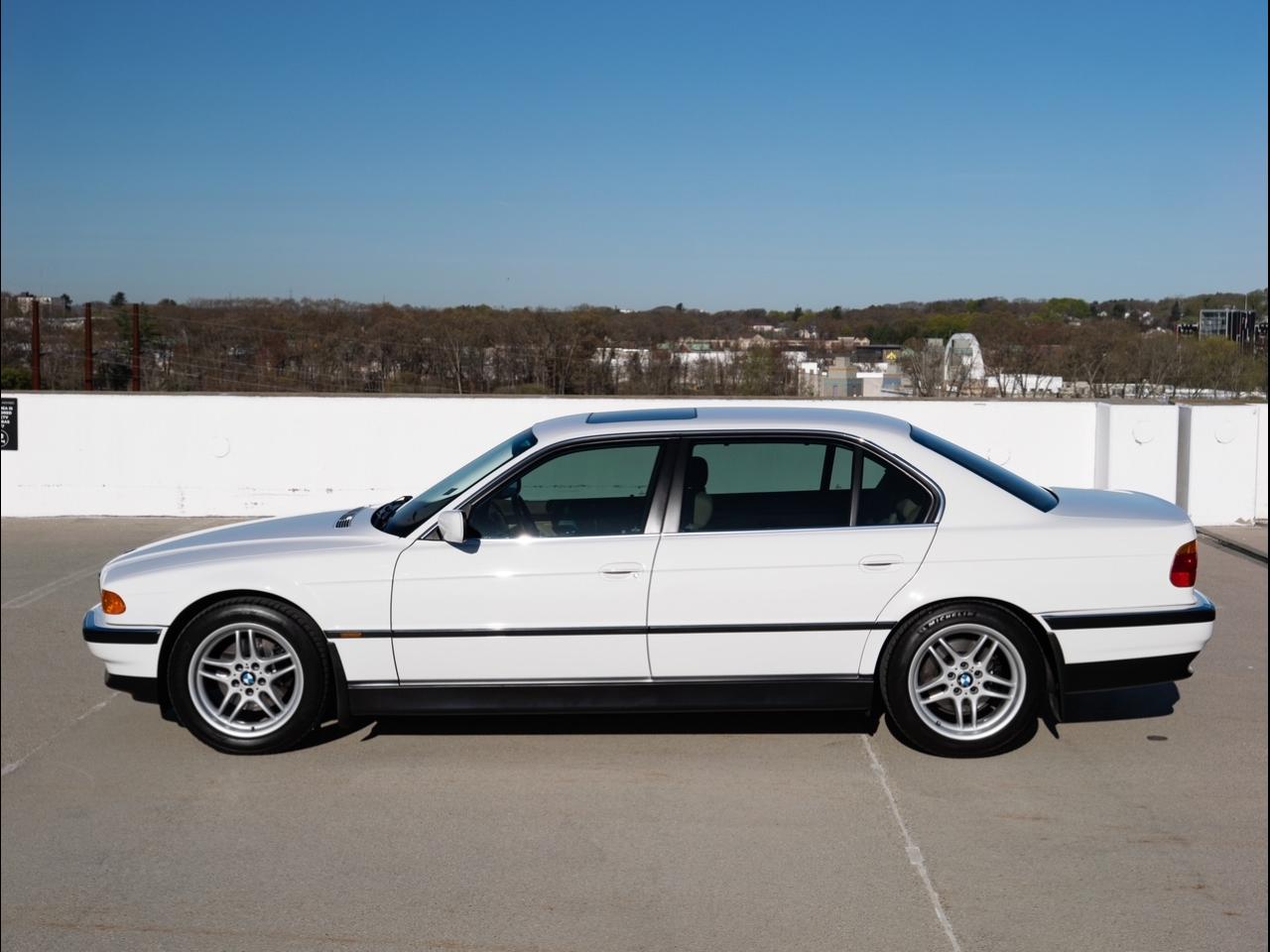 BMW 7-Series 740iL 1999