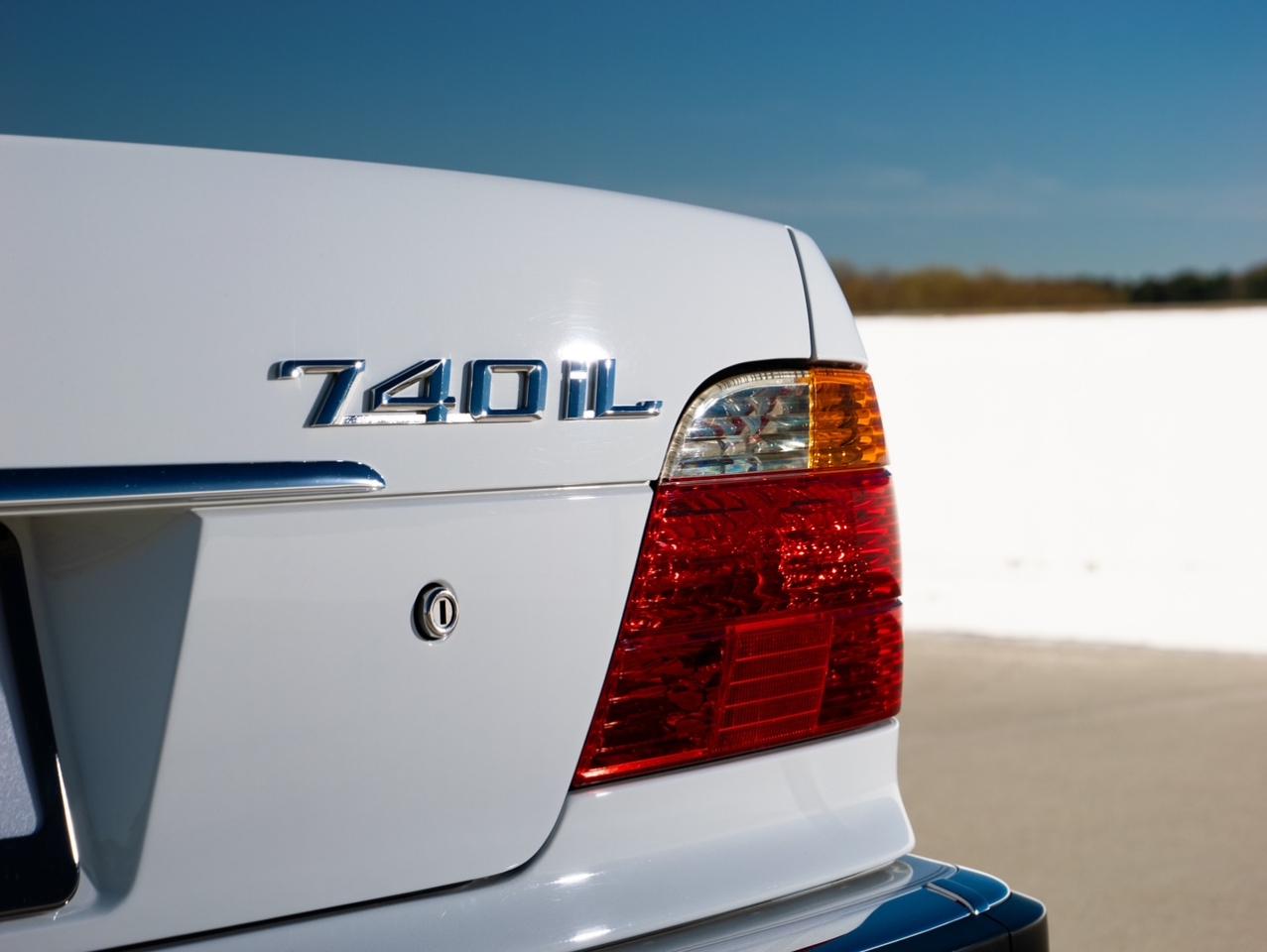 BMW 7-Series 740iL 1999
