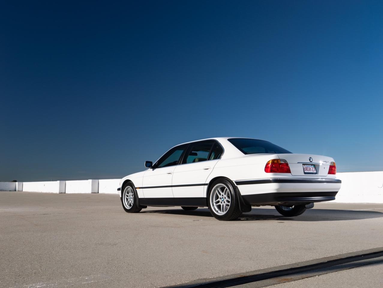 BMW 7-Series 740iL 1999