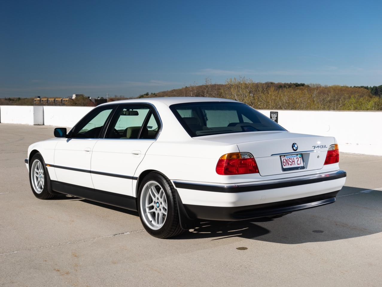 BMW 7-Series 740iL 1999