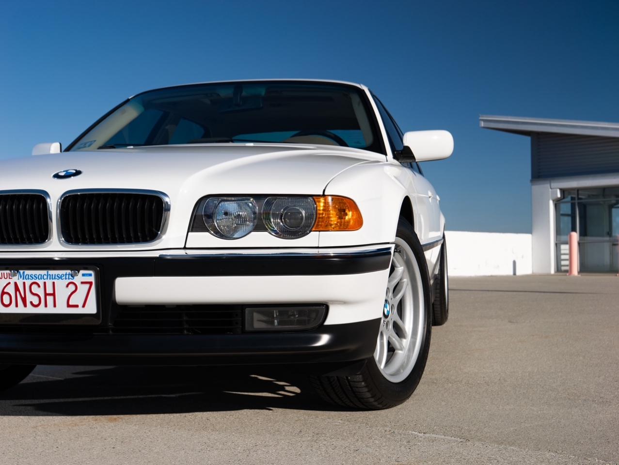 BMW 7-Series 740iL 1999
