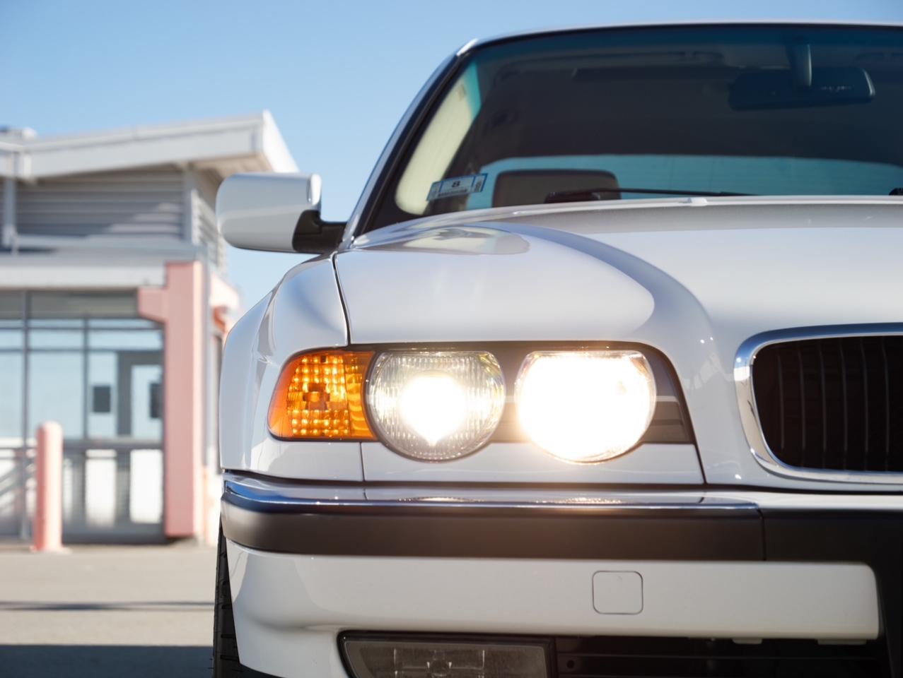 BMW 7-Series 740iL 1999