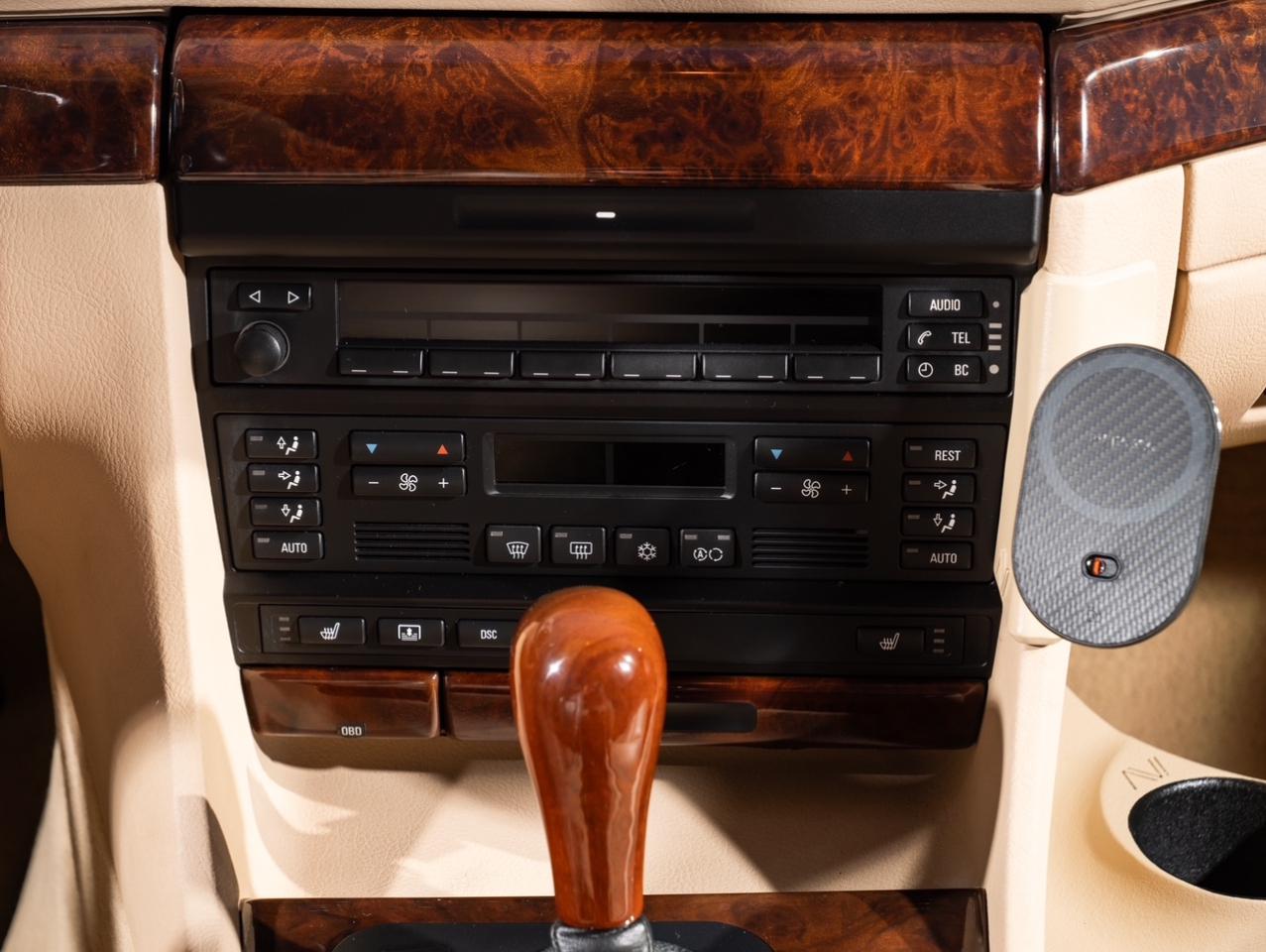 BMW 7-Series 740iL 1999