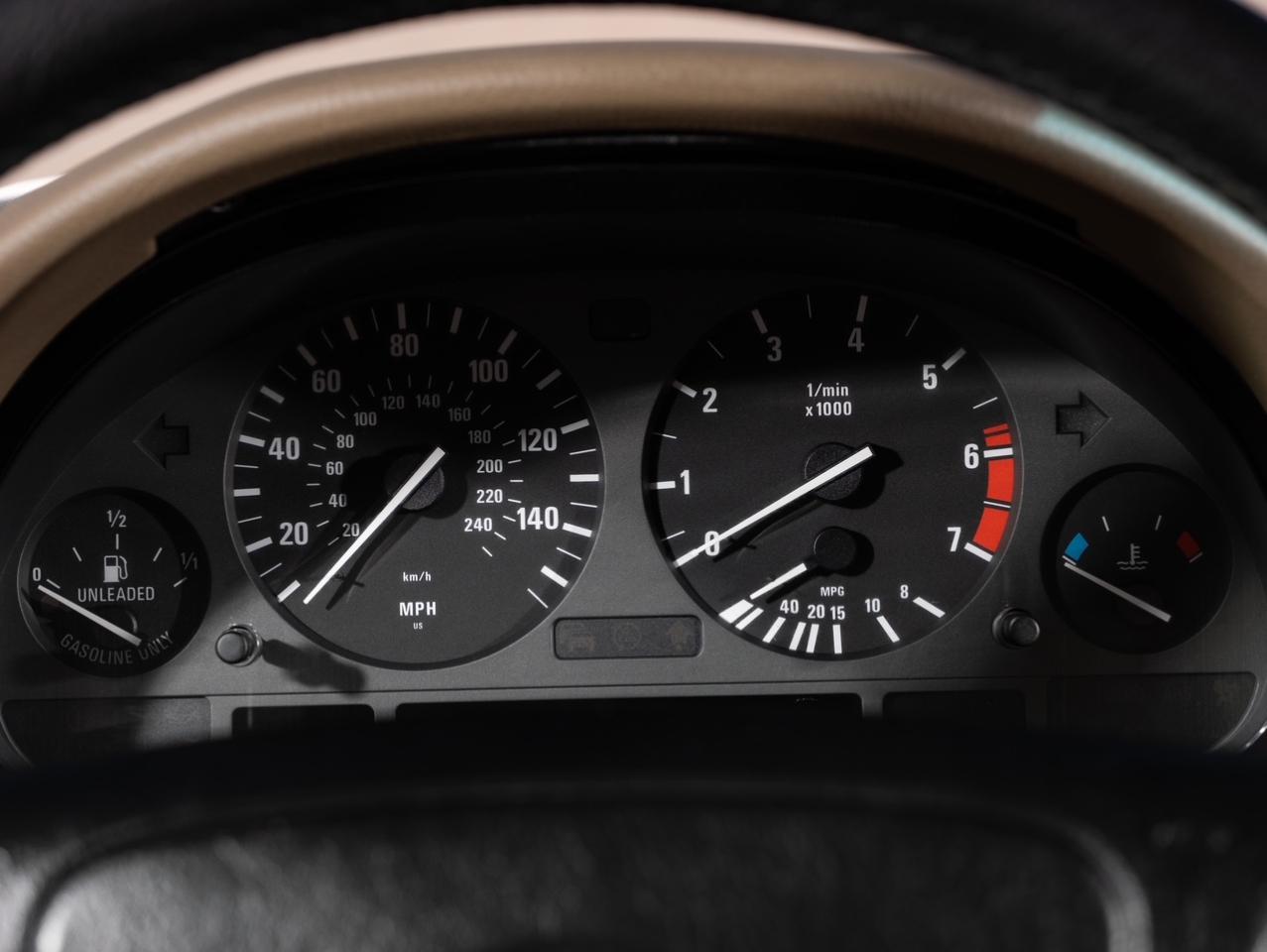 BMW 7-Series 740iL 1999