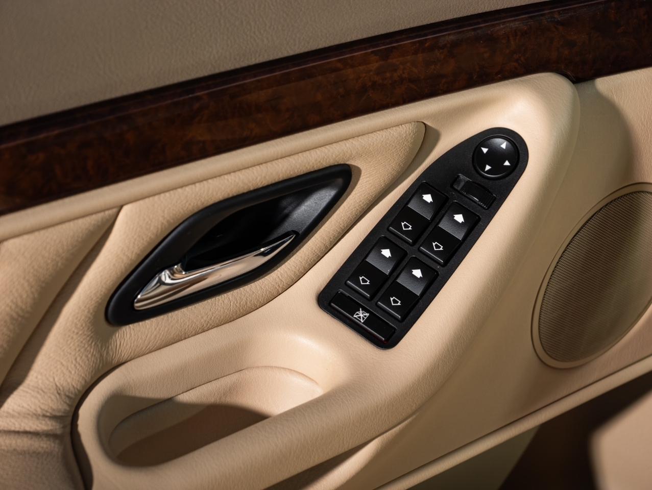 BMW 7-Series 740iL 1999