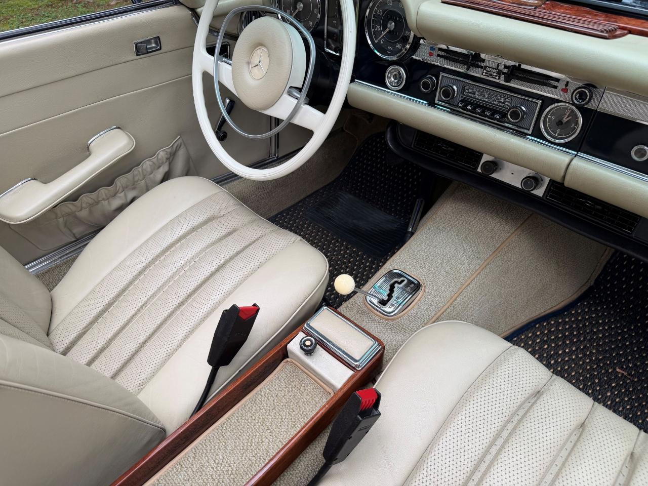 Mercedes-Benz 280SL  1971