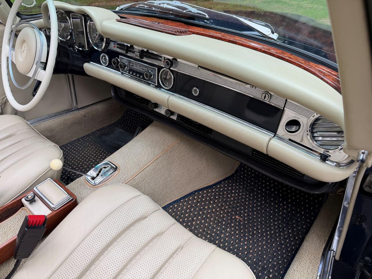 Mercedes-Benz 280SL  1971