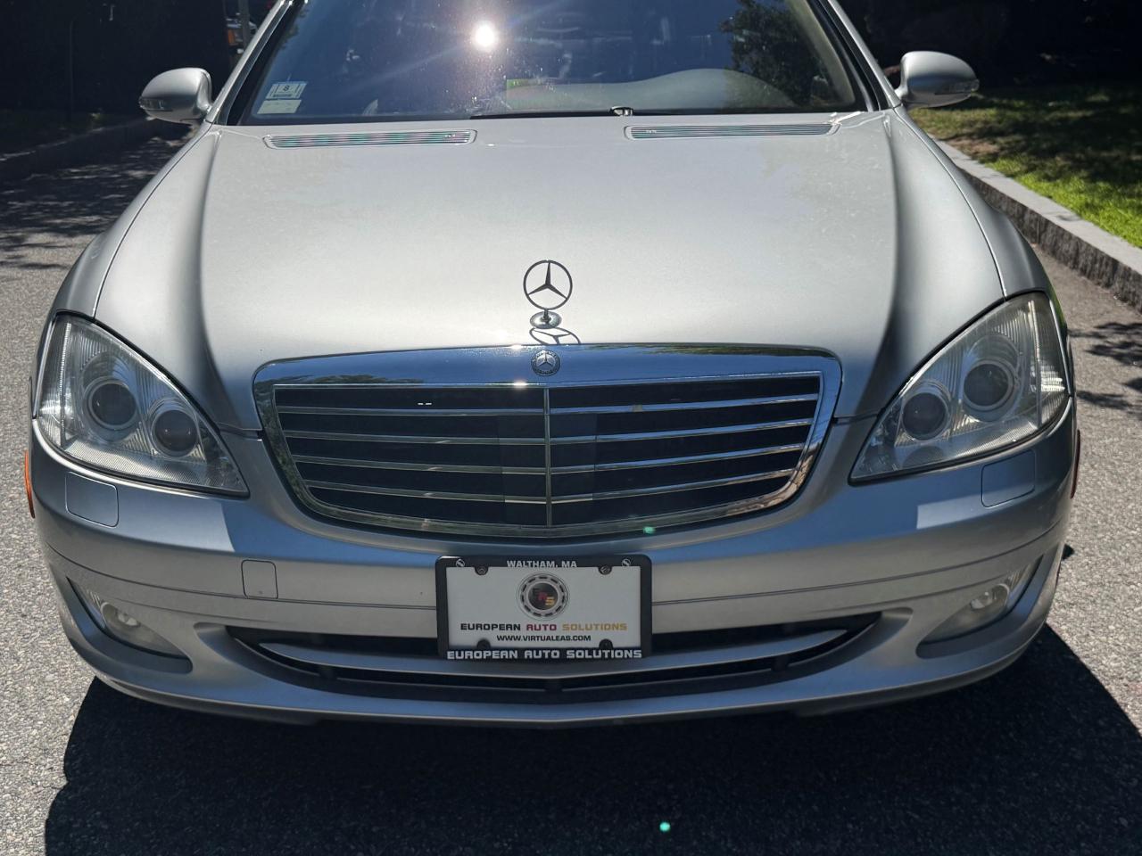 Mercedes-Benz S-Class S550 2007