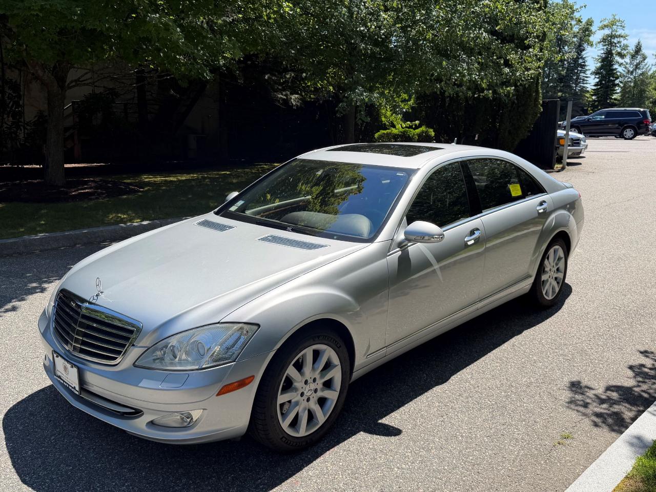 Mercedes-Benz S-Class S550 2007