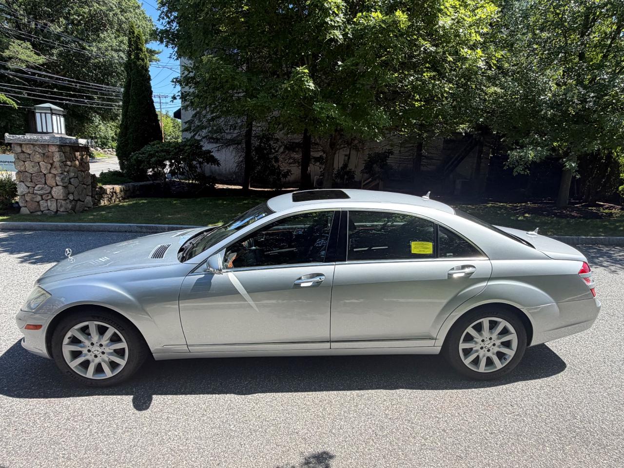 Mercedes-Benz S-Class S550 2007