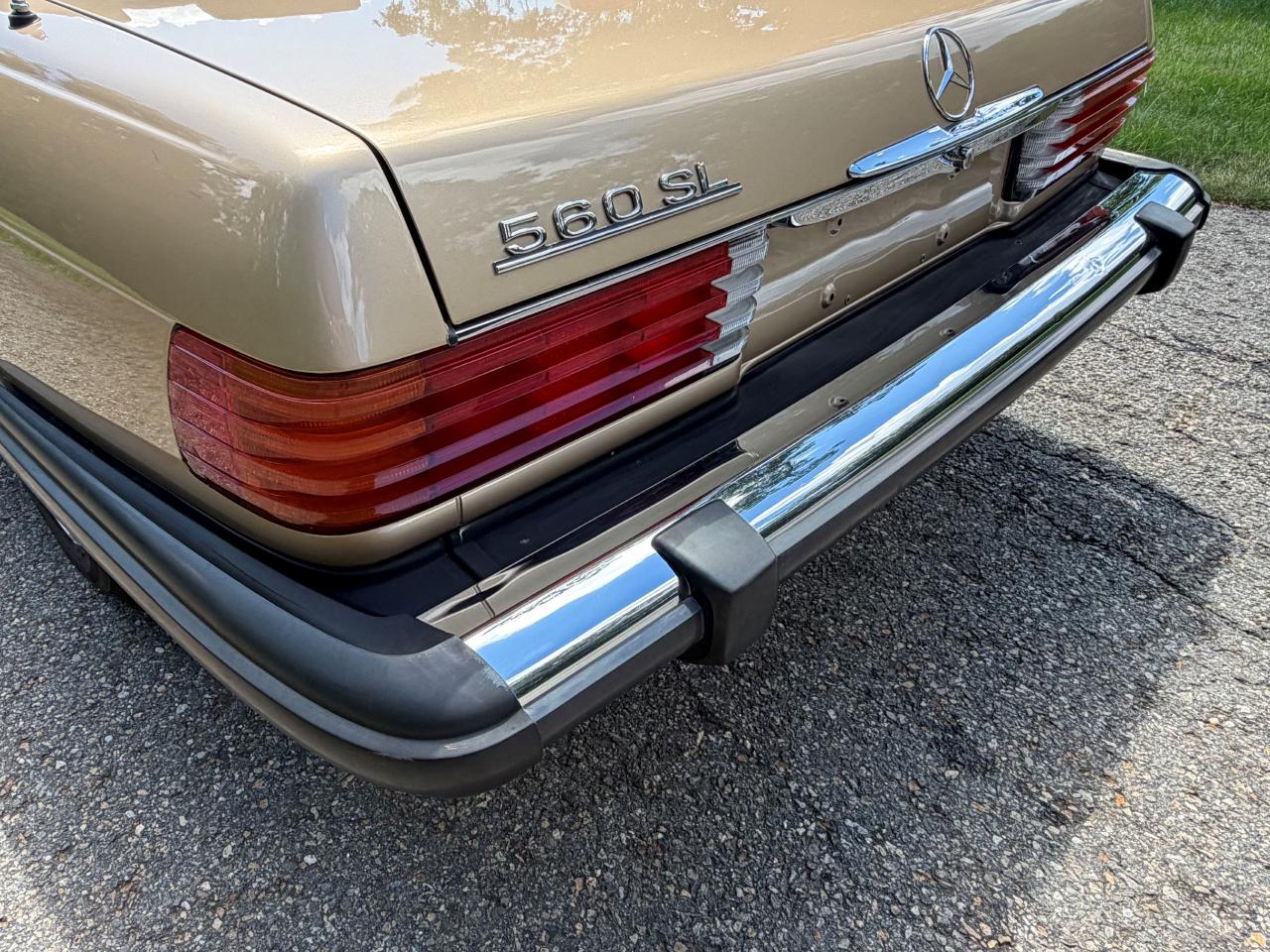 Mercedes-Benz 560 SL 1987