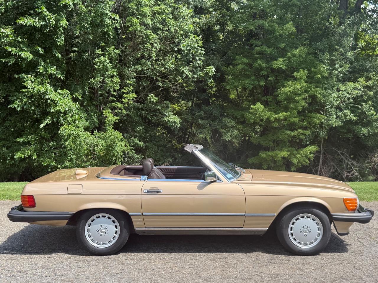 Mercedes-Benz 560 SL 1987