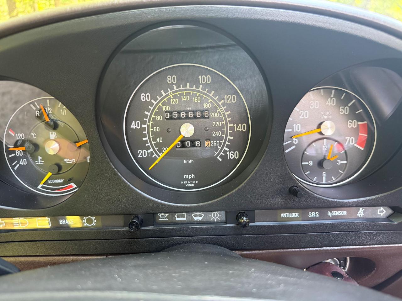 Mercedes-Benz 560 SL 1987